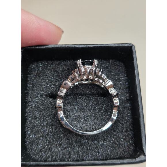 Black Onyx Silver Tone Vintage-Style Ring Size 7 - Picture 4 of 11